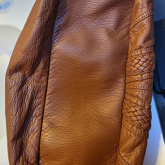 Angel Kiss Brown Handbag - Picture 12 of 12